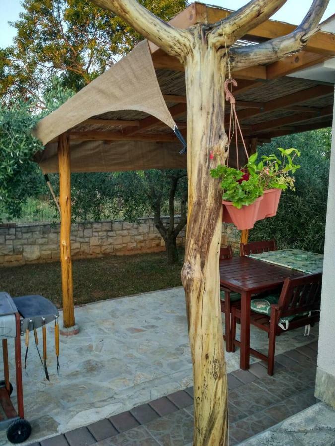 Apartment Soline Pjescana Uvala Εξωτερικό φωτογραφία